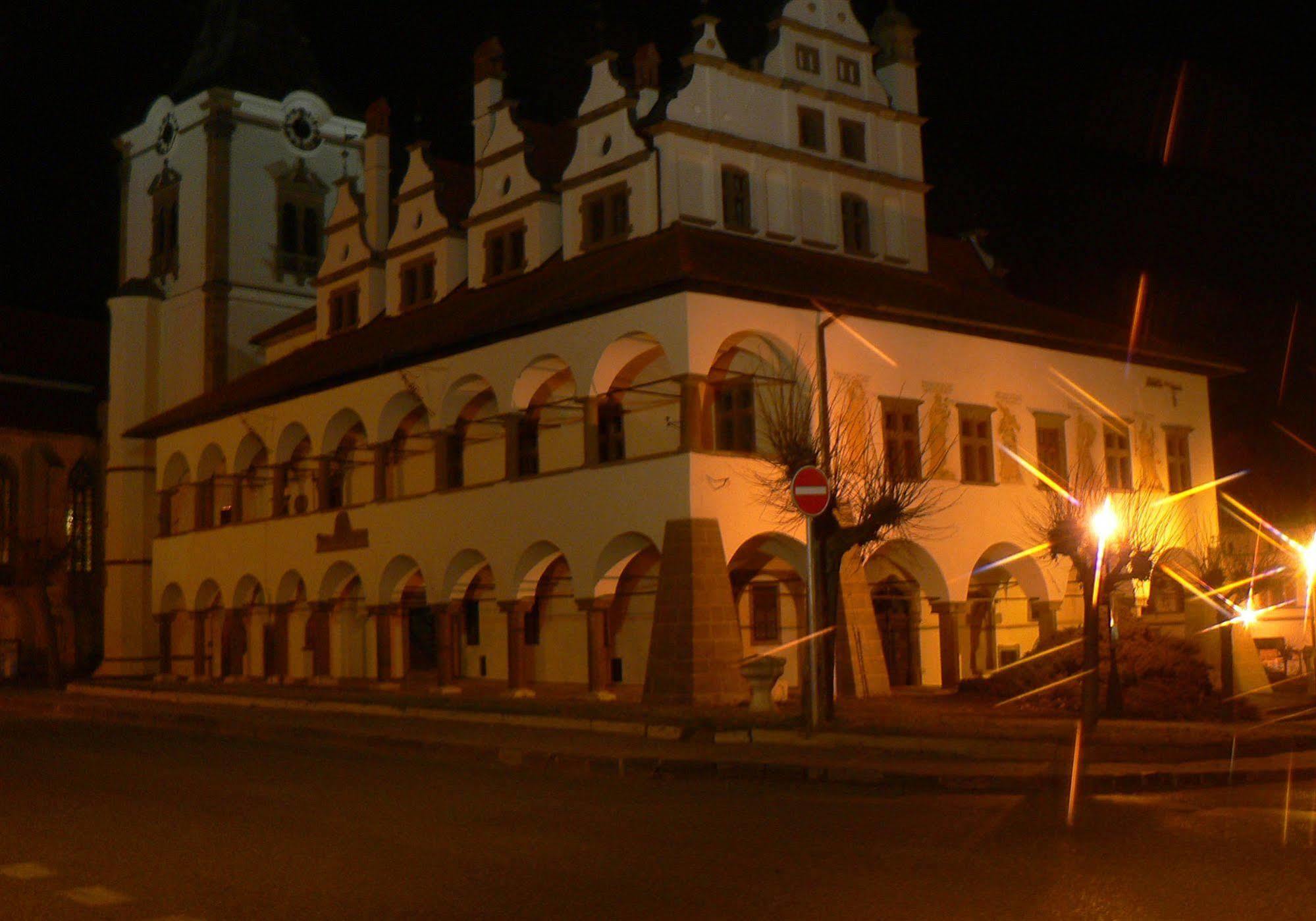 Garni -Hotel Barbakan Levoča Buitenkant foto