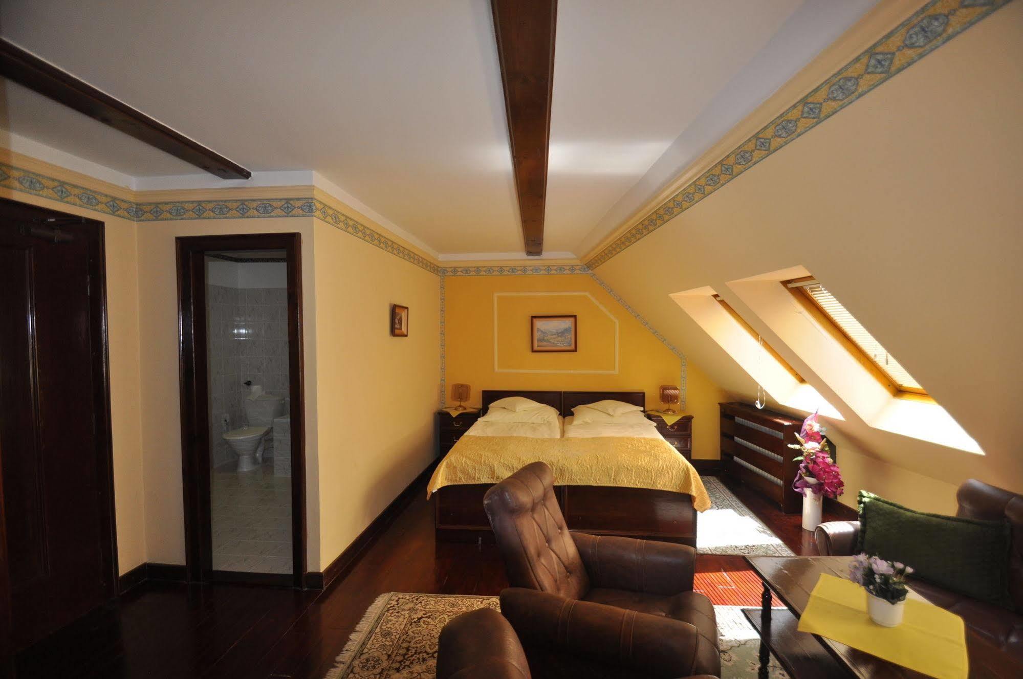 Garni -Hotel Barbakan Levoča Buitenkant foto